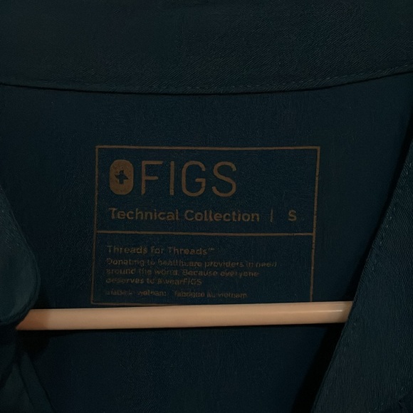 Figs Small Rafaela Top in Alps Blue - Picture 2 of 3